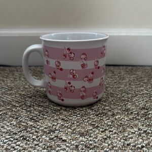 Hello Kitty Strawberry Milk Mug